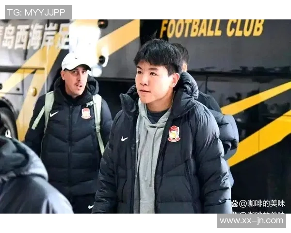 徐彬留洋首秀表现失误第90分钟犯规吃黄牌引发热议