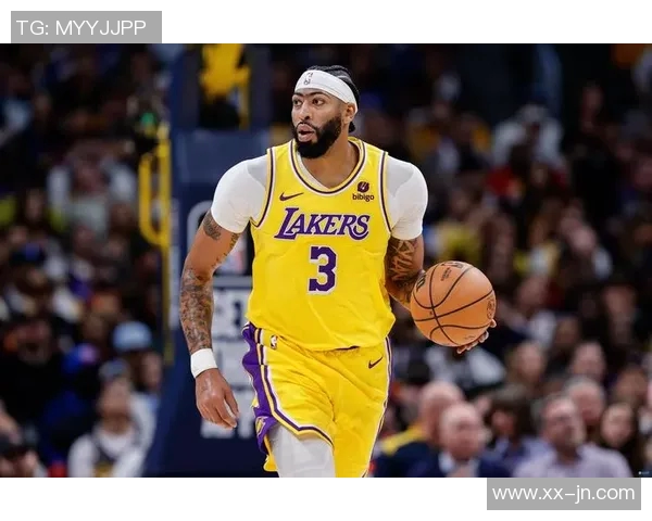 浓眉强势回归全场最高24分14板下半场独得20分助球队反弹